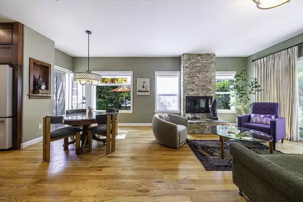 2704 Clay Creek WAY, Ashland, OR 97520