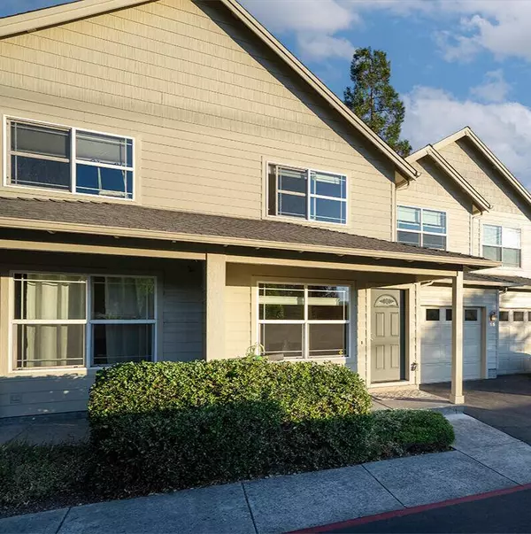 228 Talent AVE #15, Talent, OR 97540