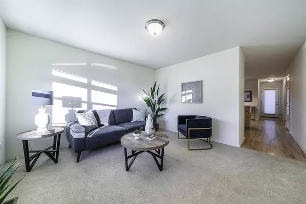 228 Talent AVE #15, Talent, OR 97540