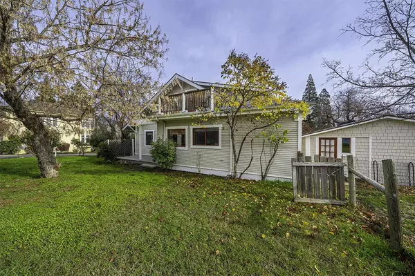 126 Nursery ST, Ashland, OR 97520