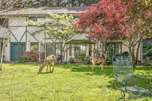 495 Chestnut ST #16, Ashland, OR 97520