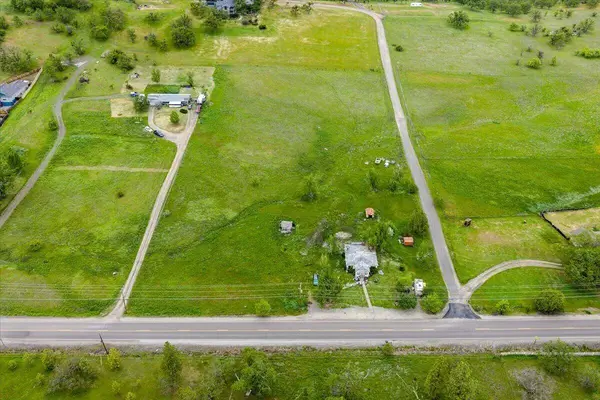 963 Stevens RD, Eagle Point, OR 97524