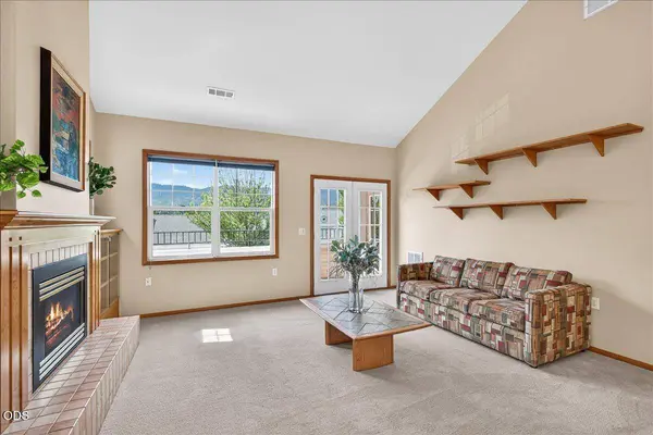 846 Stony Point, Ashland, OR 97520