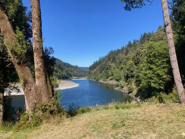0 North Bank RD #201, Gold Beach, OR 97444