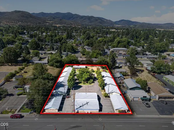 130 Main ST, Phoenix, OR 97535