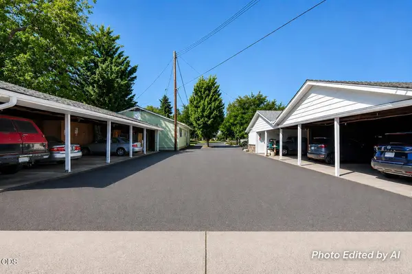 130 Main ST, Phoenix, OR 97535