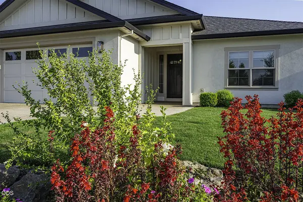 342 Kansas DR, Medford, OR 97504