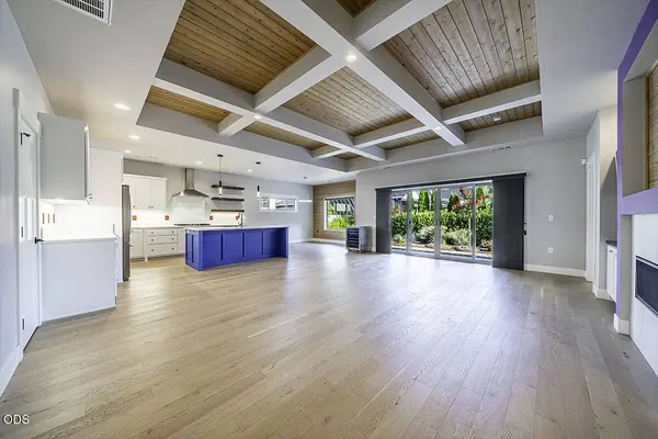 342 Kansas DR, Medford, OR 97504