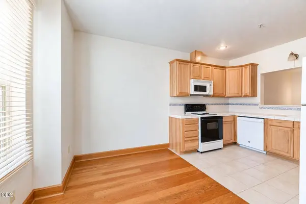 49 California ST, Ashland, OR 97520