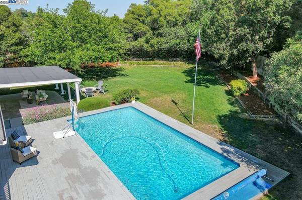 2459 Lexington Pl, Livermore, CA 94550