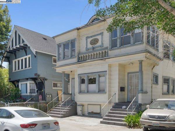 1013 Chestnut St, Oakland, CA 94607