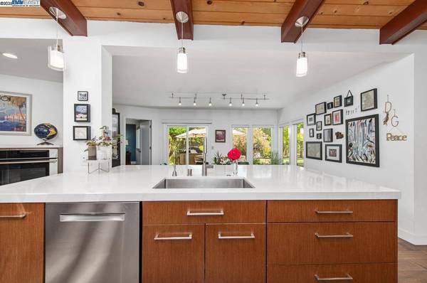 2355 Chateau Way, Livermore, CA 94550