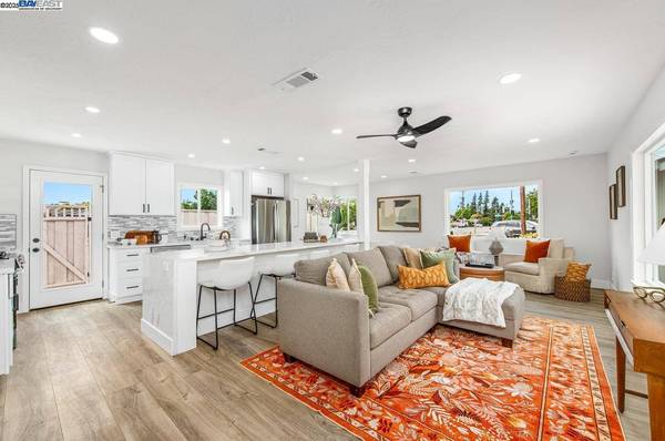 1205 Marguerite St, Livermore, CA 94550