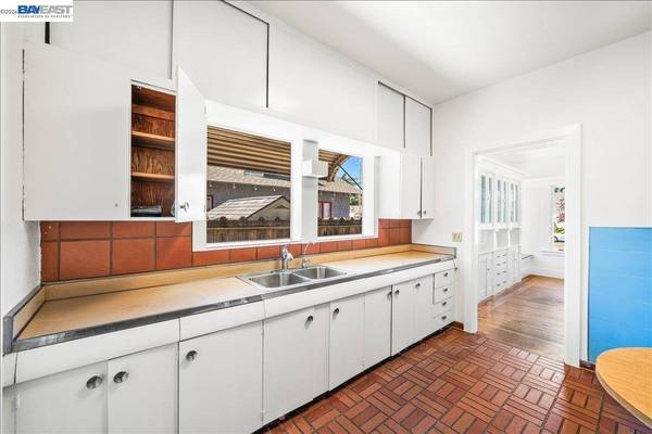 2463 6Th St, Livermore, CA 94550
