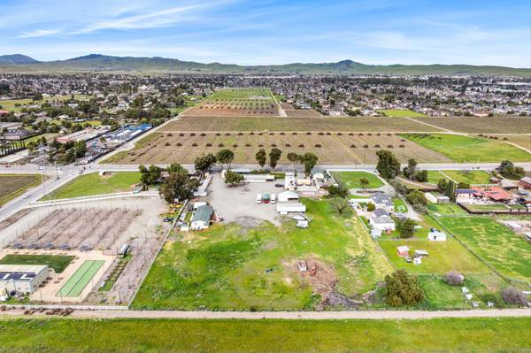 5143 Tesla Rd. Business Opportunity