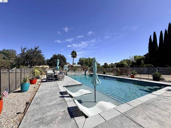 16259 Rancho Viejo Ct, Tracy, CA 95304