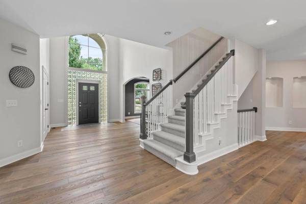 5441 Medallion Drive, Westerville, OH 43082