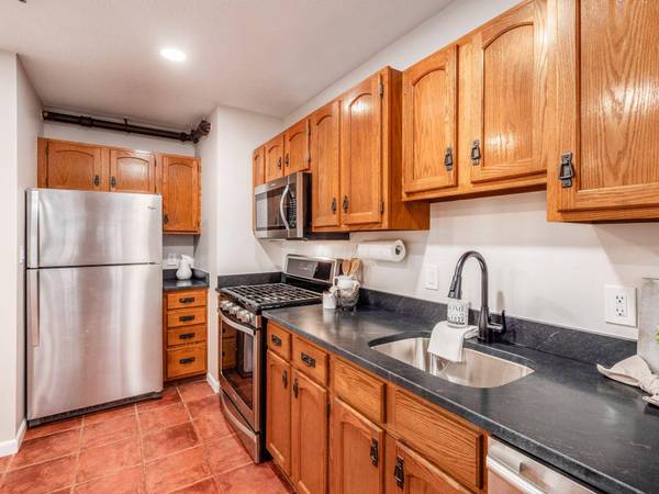 51 W Blenkner Street #105, Columbus, OH 43215