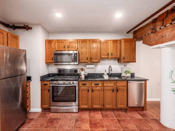 51 W Blenkner Street #105, Columbus, OH 43215