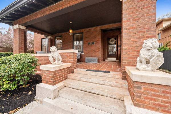 347 Kendall Place, Columbus, OH 43205