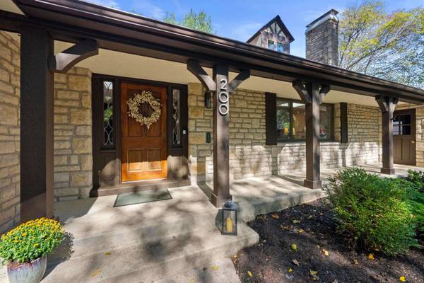 200 W Jeffrey Place, Columbus, OH 43214