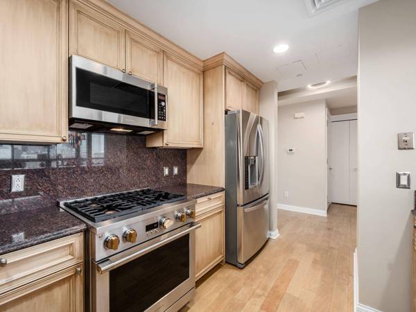 1 Miranova Place #730, Columbus, OH 43215