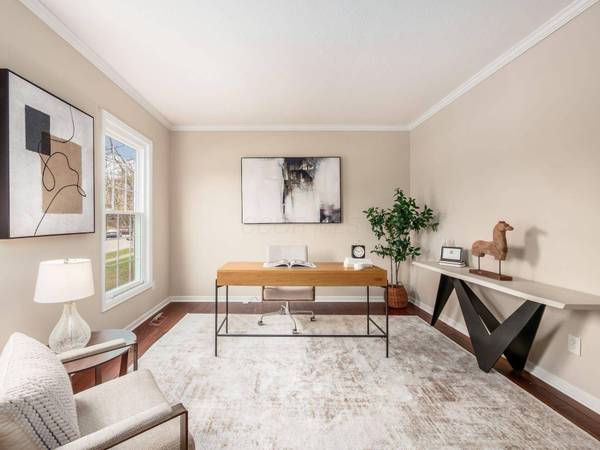 7825 Wiltshire Drive, Dublin, OH 43016