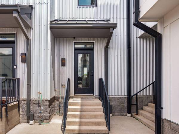 201 E 5th Avenue #201, Columbus, OH 43201