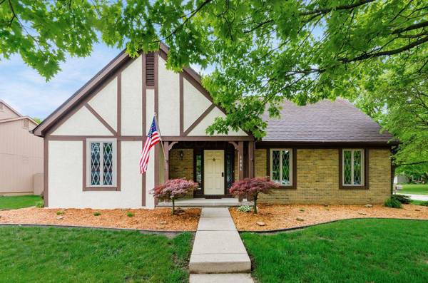 6886 Lakebrook Boulevard, Columbus, OH 43235