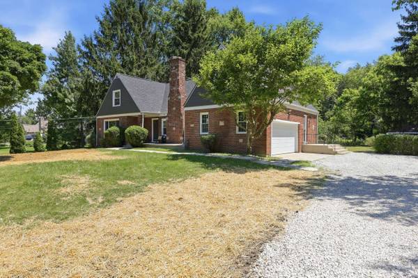 4146 Maize Road, Columbus, OH 43224