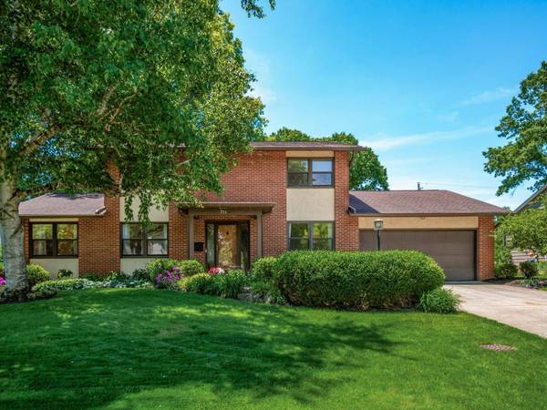 711 Lauraland Drive, Columbus, OH 43214