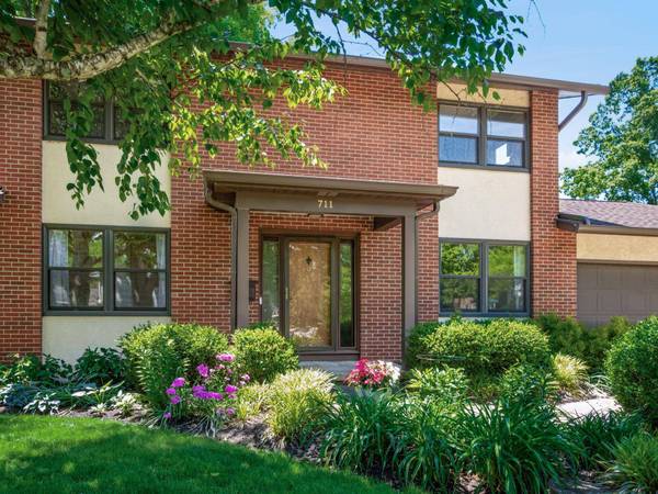 711 Lauraland Drive, Columbus, OH 43214