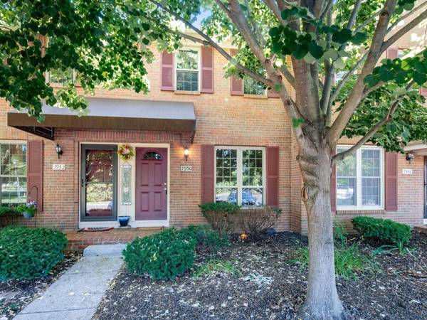 7950 Trellage Court #7, Powell, OH 43065