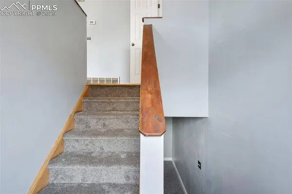 4548 Anvil DR, Colorado Springs, CO 80925