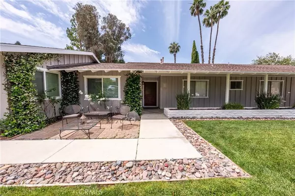 1544 Bellefontaine DR, Riverside, CA 92506