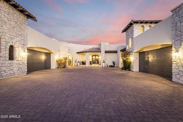 36075 N Summit Drive, Cave Creek, AZ 85331