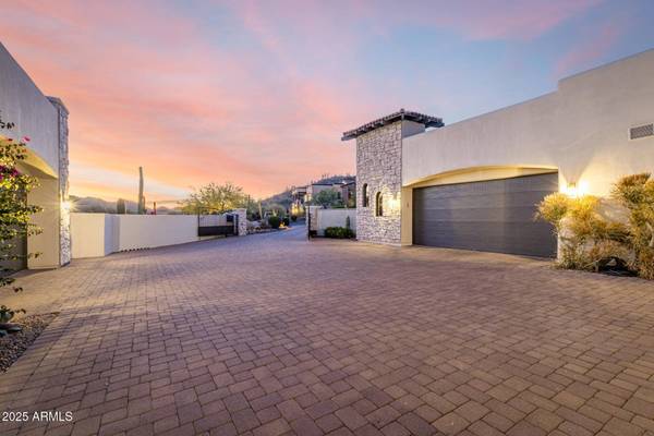 36075 N Summit Drive, Cave Creek, AZ 85331