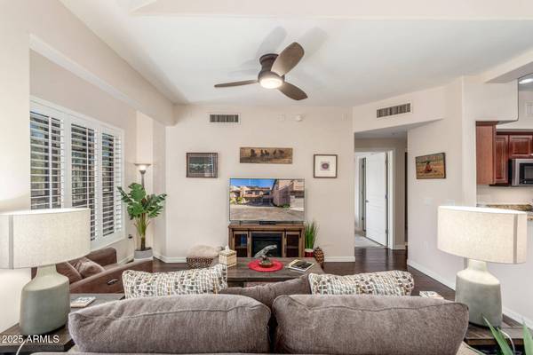 20660 N 40TH Street #2182, Phoenix, AZ 85050