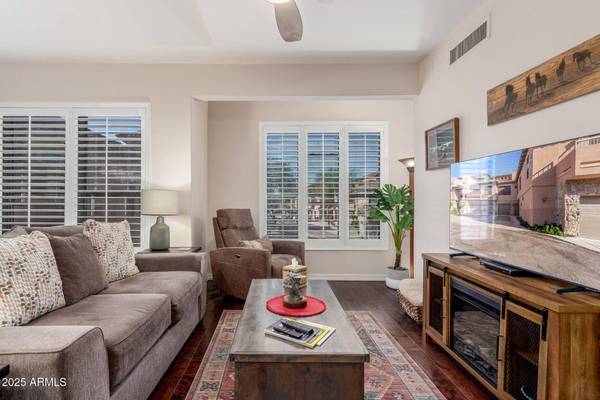 20660 N 40TH Street #2182, Phoenix, AZ 85050