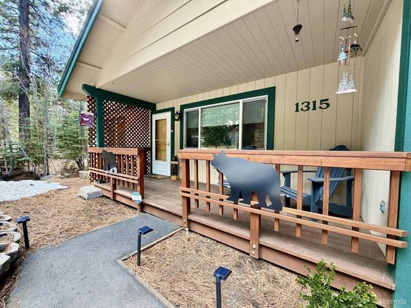 1315 Acoma Court, South Lake Tahoe, CA 96150