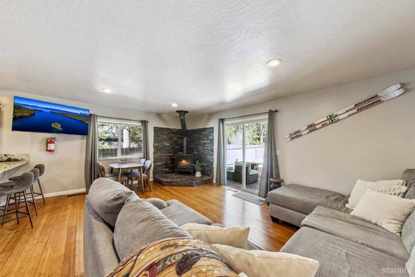 2721 Blitzen Road, South Lake Tahoe, CA 96150