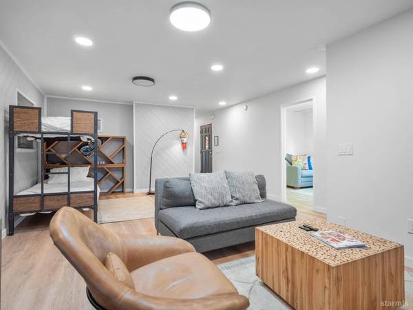 1615 Southern Pines Drive, South Lake Tahoe, CA 96150