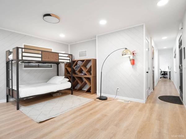 1615 Southern Pines Drive, South Lake Tahoe, CA 96150