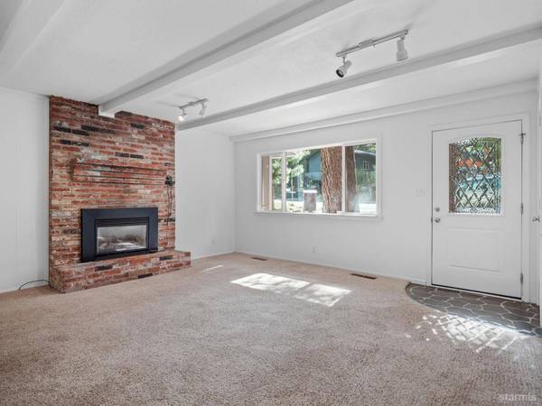 1893 Bella Coola Drive, South Lake Tahoe, CA 96150