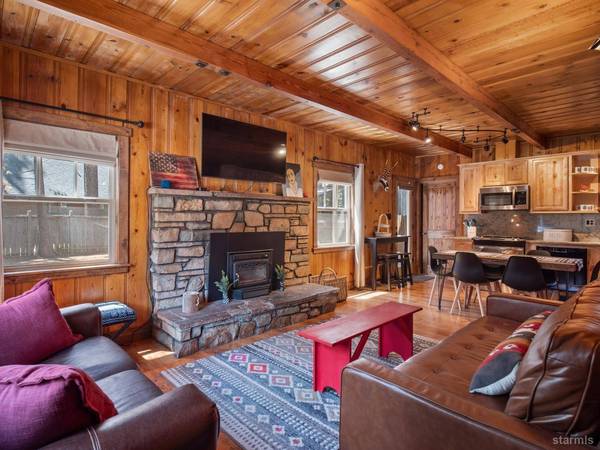 2707 Knox Avenue, South Lake Tahoe, CA 96150