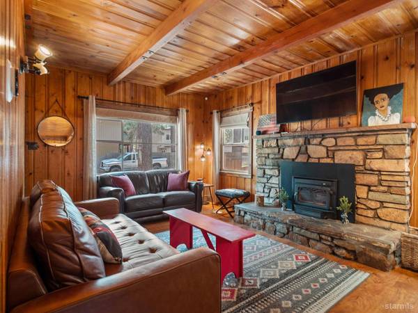 2707 Knox Avenue, South Lake Tahoe, CA 96150