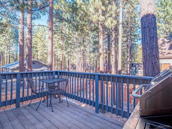 2271 Eloise Avenue, South Lake Tahoe, CA 96150