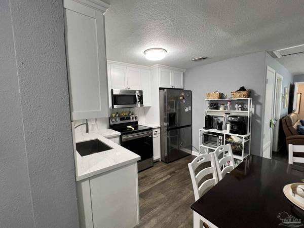 1117 W Maxwell St, Pensacola, FL 32501