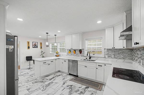 4401 N 12th Ave, Pensacola, FL 32503