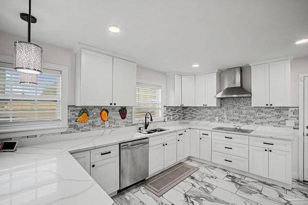 4401 N 12th Ave, Pensacola, FL 32503